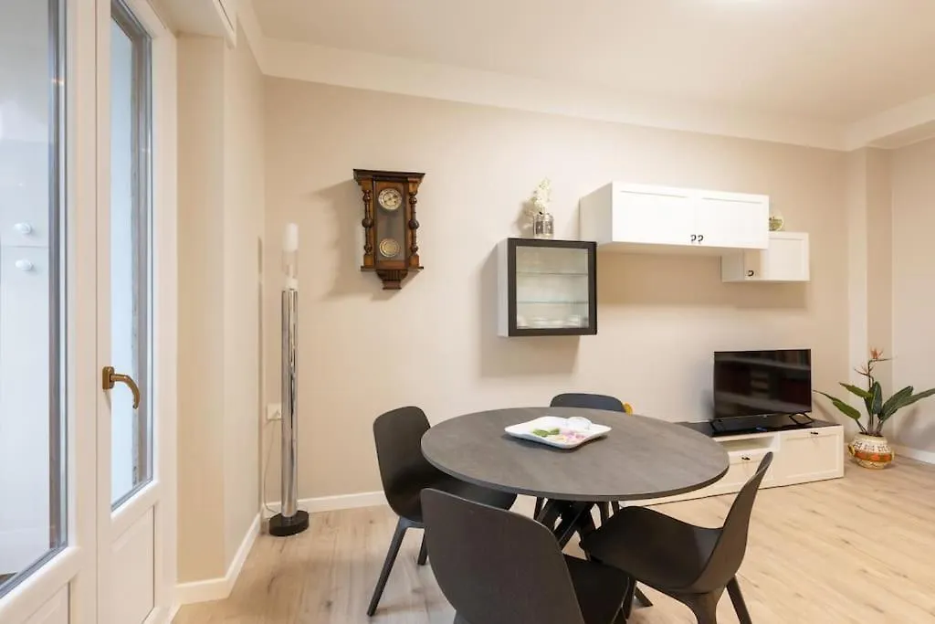 Διαμέρισμα Wonderful 2 Bedrooms Fiera Area - Mirable Pm Μιλάνο