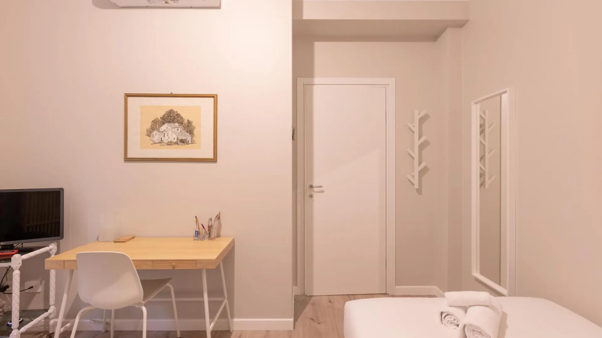 Wonderful 2 Bedrooms Fiera Area - Mirable Pm Milão 0*,